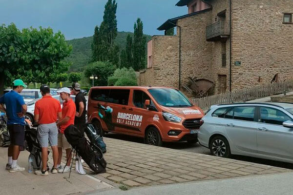 We played the Aravell Golf Open with the pros of the Alps Tour