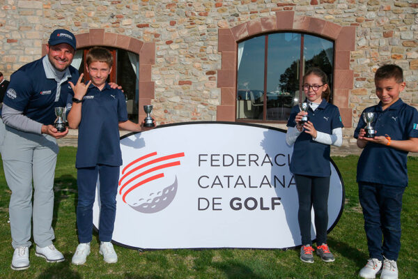 Terceros en el Pro-Am Benjamín y Alevín 2024 de la Federació Catalana de Golf, celebrado en Golf Montanyà